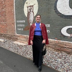 Meet your Posher, Abigail